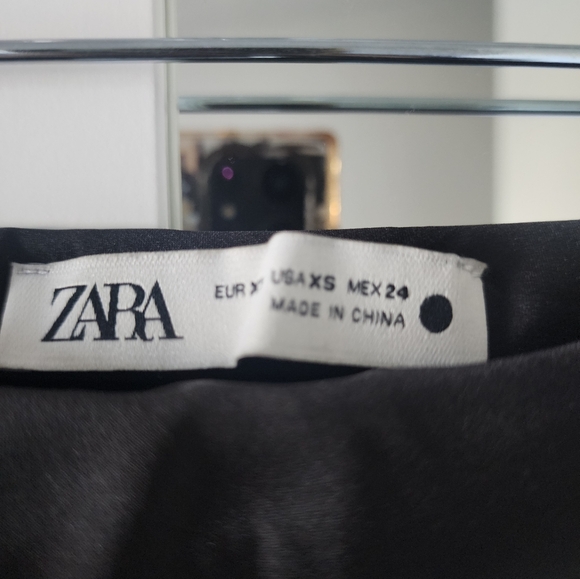 Zara Satin Effect Lace Skirt ZW Collection - Picture 3 of 3